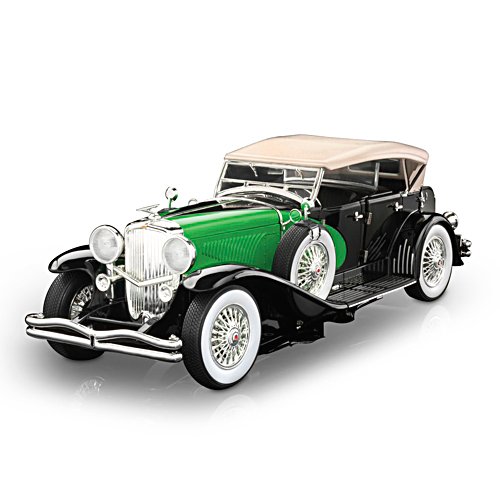 1:18-Scale 1934 Duesenberg Model J Diecast Car With Base