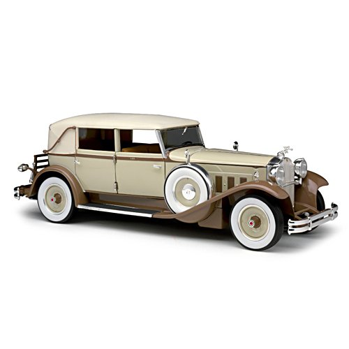 1:18-Scale 1930 Packard Brewster Die-Cast Replica