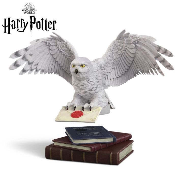 Musée de la Sorcellerie - Hedwige la chouette de Harry Potter est notre  star du jour s'il vous plait. Merci aux Studios Jacana – à Musée De La  Sorcellerie.