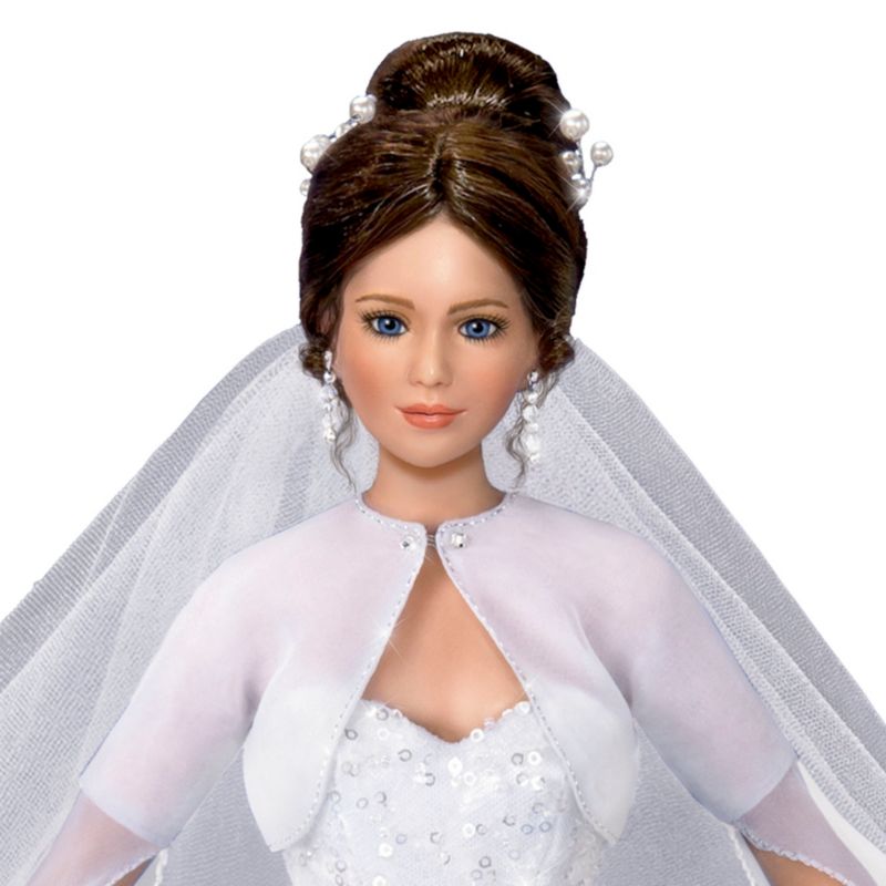 Bride Midsummer Night 3-Piece Doll: 'Midsummer Night's Bride' Doll
