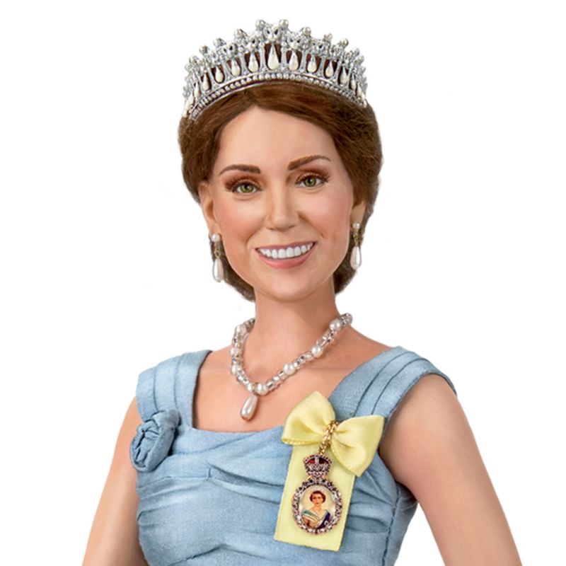 The Royal House Of Windsor Portrait Doll Collection - Catherine, Princess Of Wales & Prince William Dolls - View #2