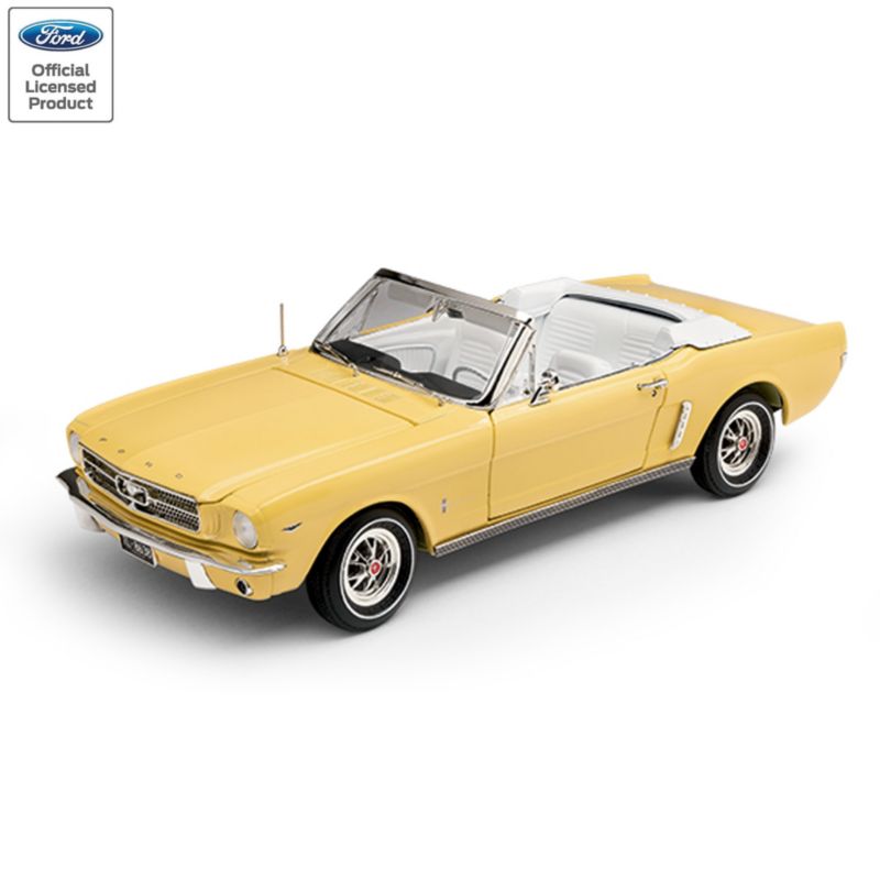 Officially Licensed Yellow Open Top 1:18-Scale 1964 1/2 Ford Mustang  Convertible Diecast: 1:18-Scale 1964 1/2 Ford Mustang Convertible 289 V8  Diecast