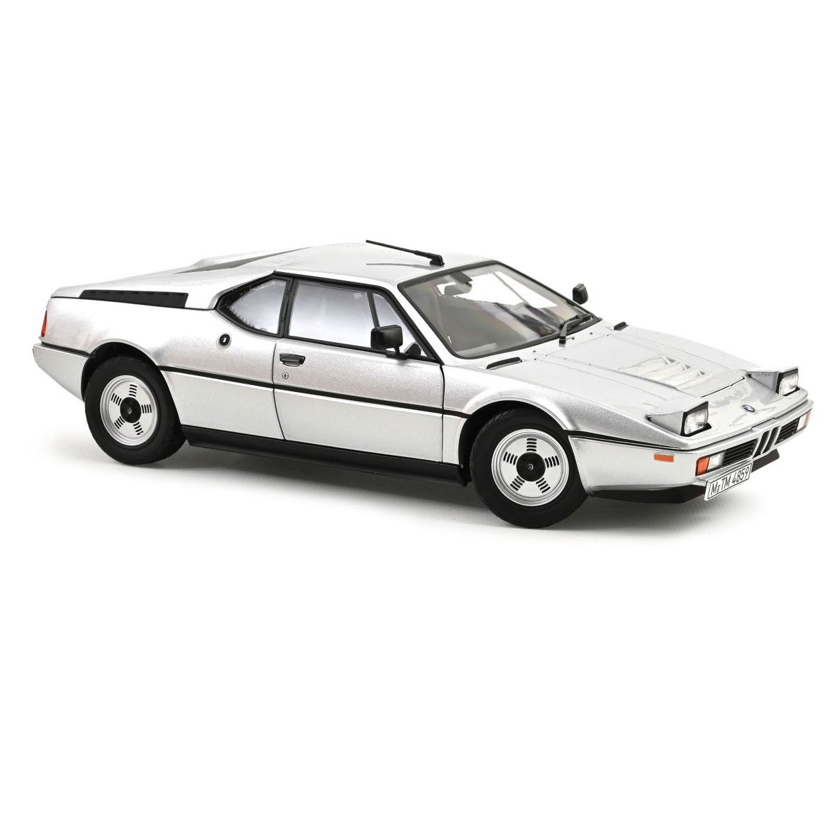 1:18-Scale 1980 BMW M1 Diecast Model