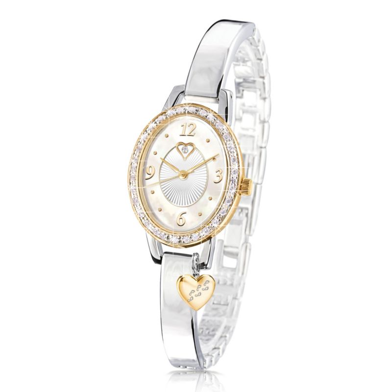 'Footprints In The Sand' Diamond Pendant