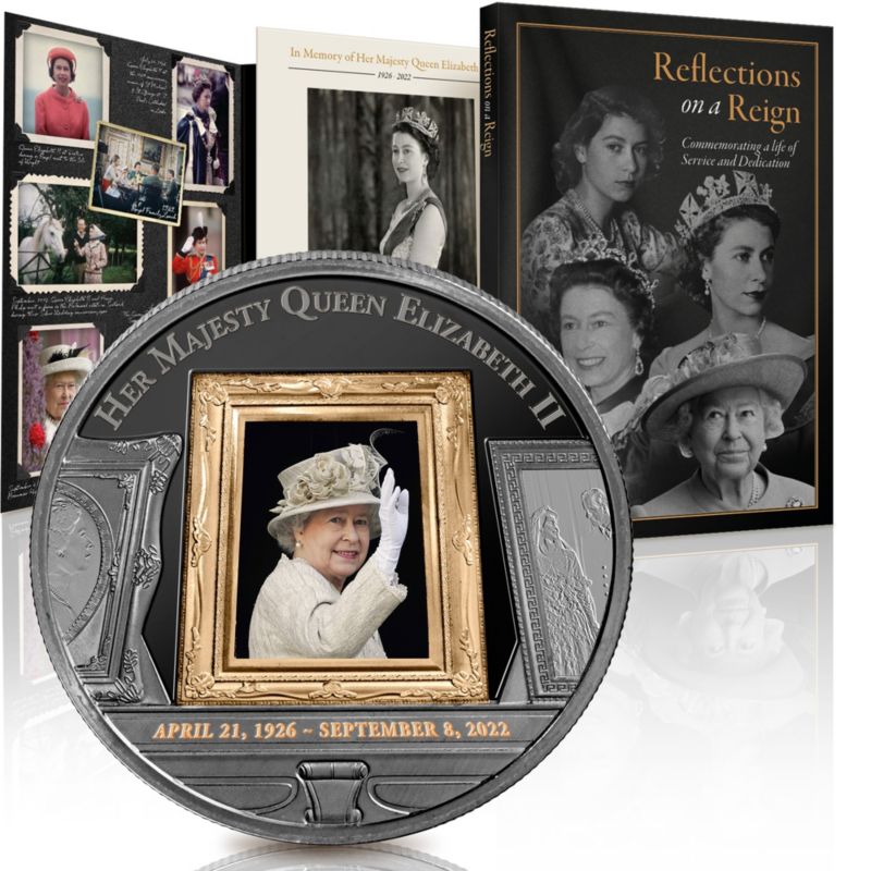 The Queen Elizabeth II Memorial Commemorative — Layered In Black Gold